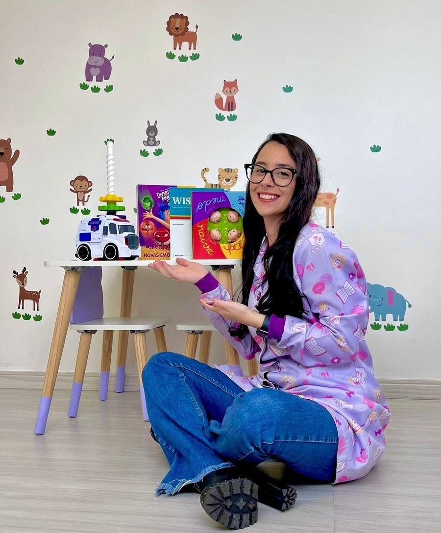 Larissa Iocca, psicóloga e neuropsicóloga